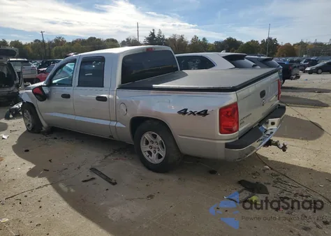 2006 Dodge Dakota Quad Slt z USA, uszkodzony, nr VIN 1D7HW48NX6S589635